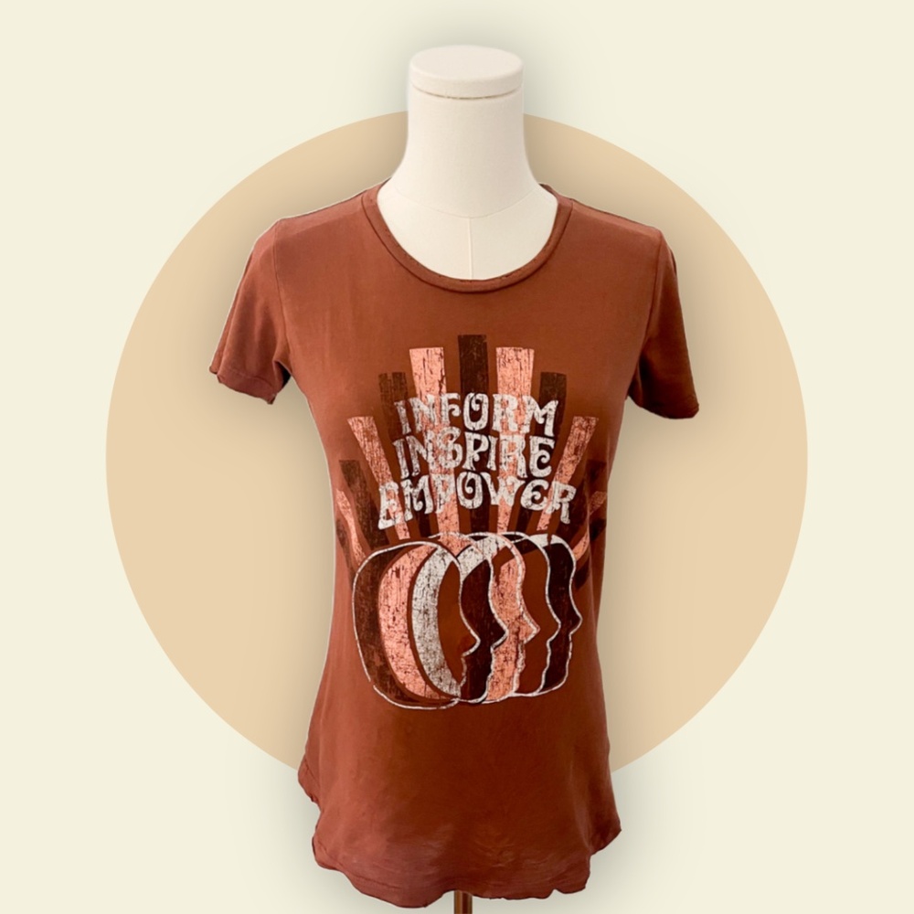 Dazey LA Inform Inspire Empower Graphic Tee Small